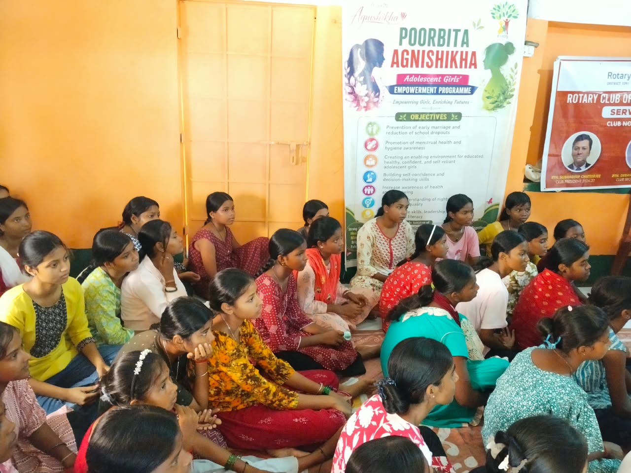 Adolescent girls participating in a Poorbita Agnishikha learning session