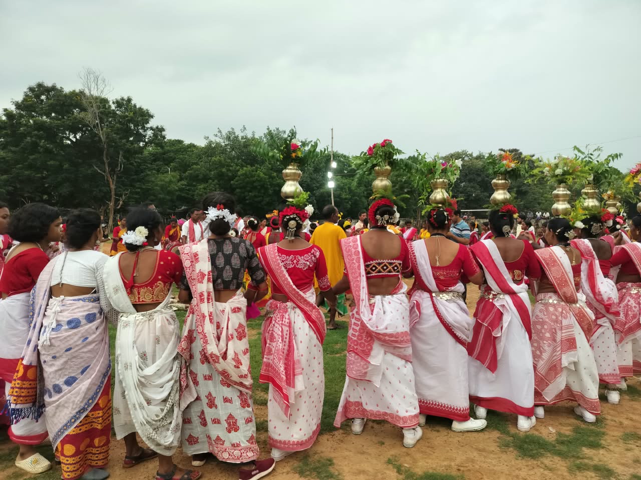 Women performing a traditional community dance in West Bengal